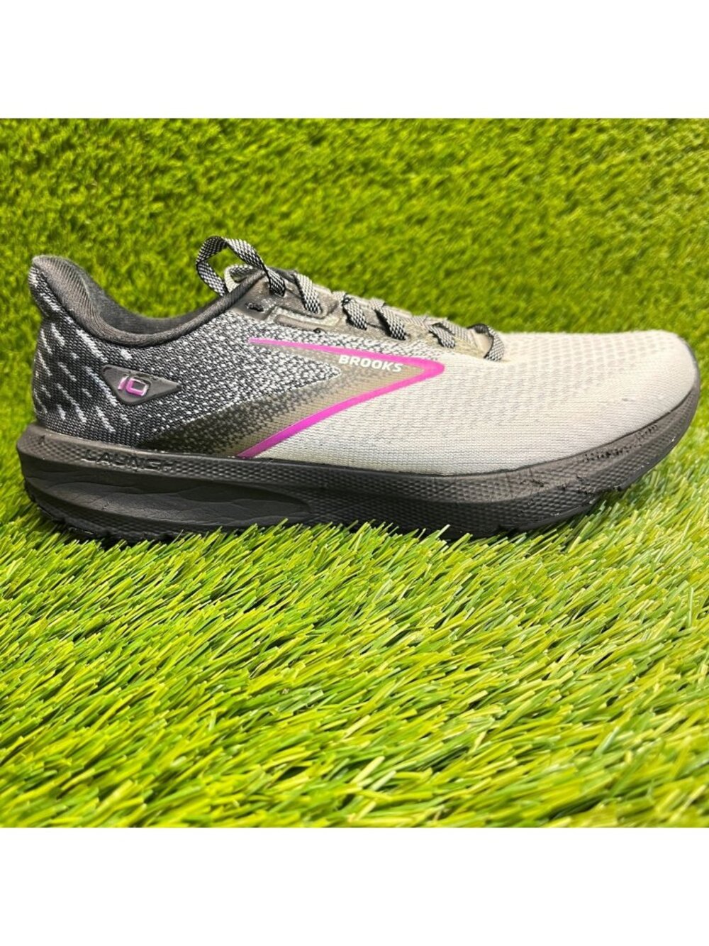 Brooks Launch 10 Womens Size 7 Gray Black Purple Athletic Running Shoes Sneakers